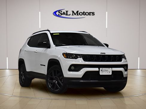 New 2026 Jeep Compass Latitude w/ Sun and Sound Group AWD/4WD image 1