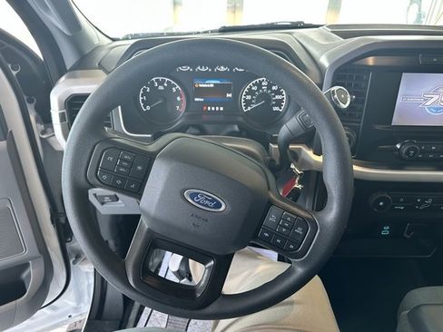 Used 2023 Ford F150 XLT w/ Trailer Tow Package image 12