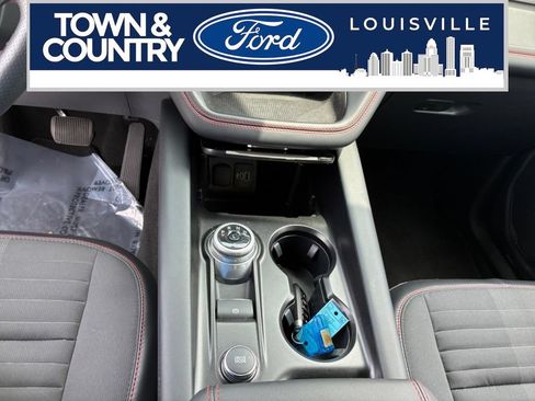 Used 2025 Ford Explorer ST-Line w/ ST-Line Street Pack AWD/4WD image 19