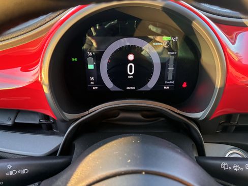 Used 2024 FIAT 500 e (RED) image 15