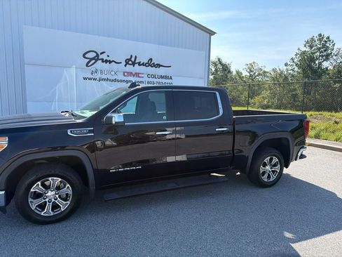 Used 2021 GMC Sierra 1500 SLT w/ SLT Convenience Package RWD image 2
