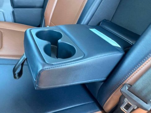 Used 2022 Ford Maverick Lariat w/ Lariat Luxury Package FWD image 26