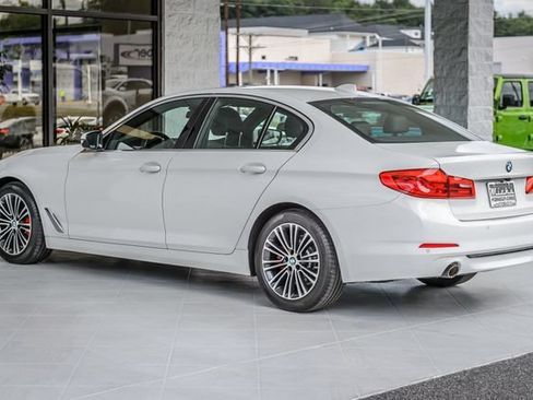 Used 2019 BMW 530i w/ Convenience Package RWD image 7