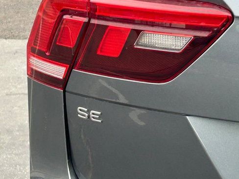 Used 2022 Volkswagen Tiguan SE image 5