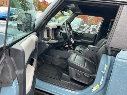 Certified 2022 Ford Bronco Badlands image 15