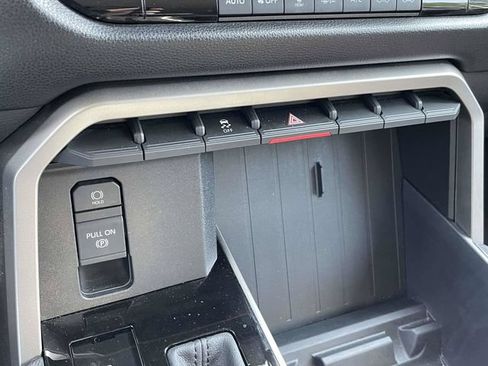 Used 2023 Toyota Tundra SR5 w/ SR5 Convenience Package AWD/4WD image 13