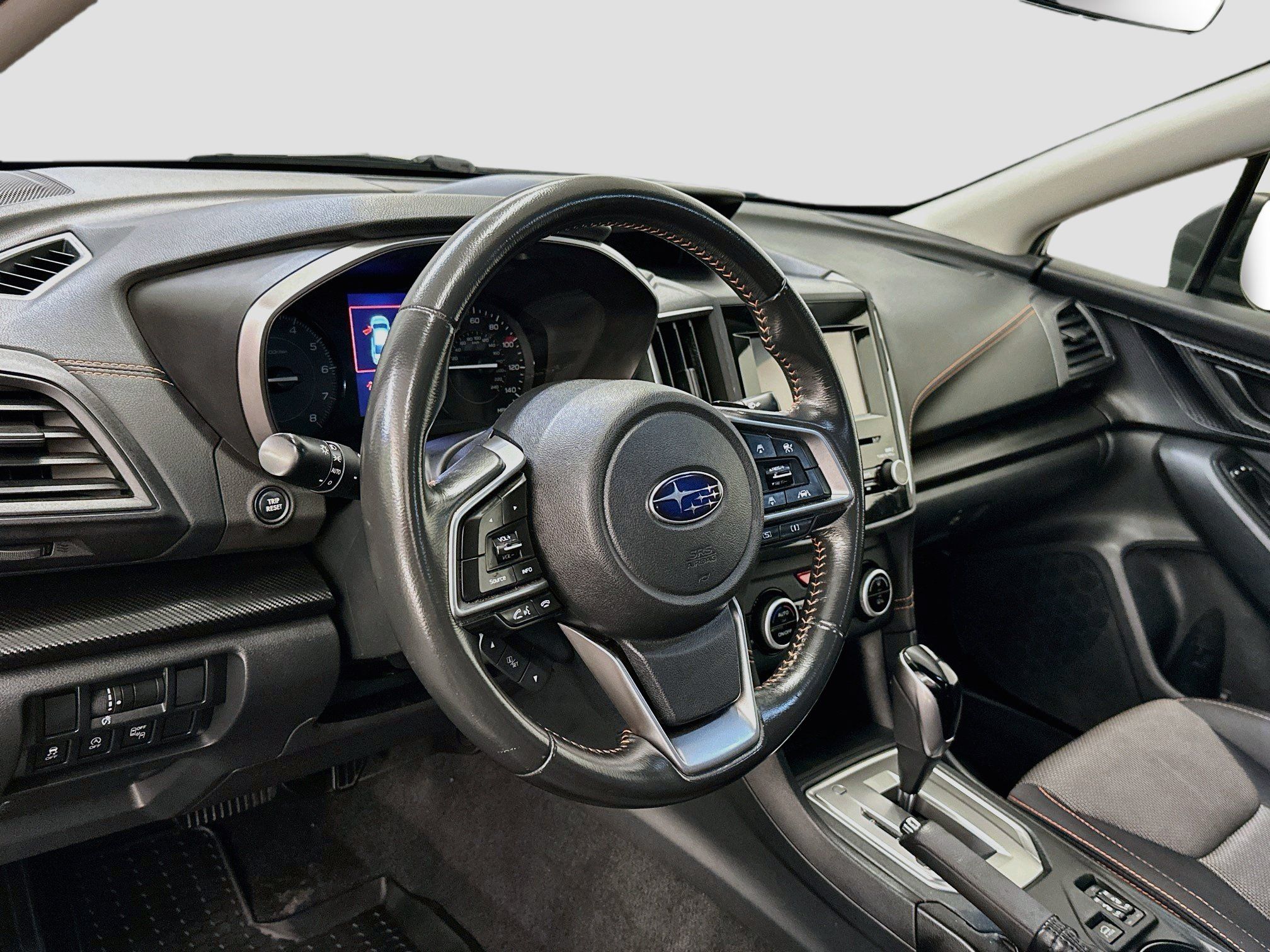 Used 2020 Subaru Crosstrek 2.0i Premium w/ Moonroof Package 2 AWD/4WD image 18