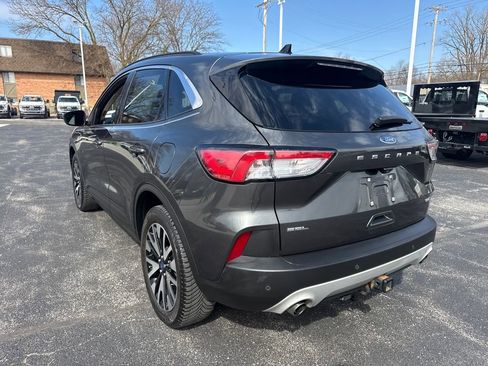 Used 2020 Ford Escape SEL image 9
