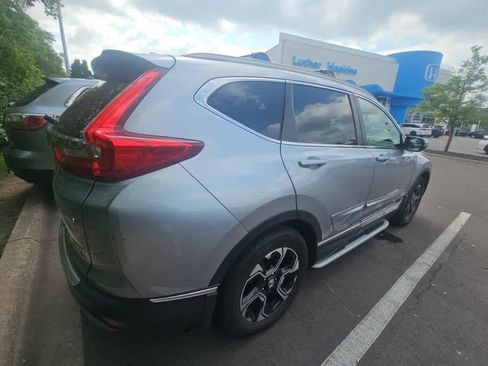 Used 2018 Honda CR-V Touring image 4