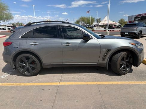 Used 2015 INFINITI QX70 AWD w/ Premium Package image 4