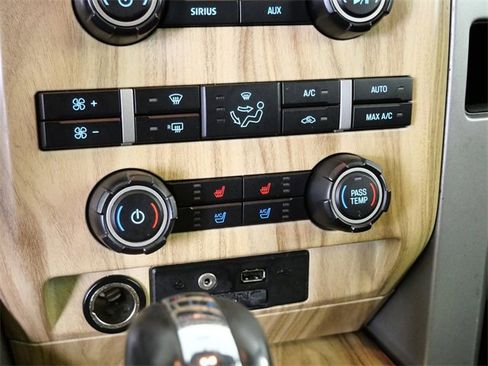 Used 2011 Ford F150 Lariat image 22