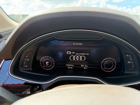 Used 2017 Audi Q7 3.0T Premium Plus w/ Premium Plus Package AWD/4WD image 38