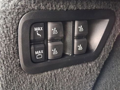 Certified 2023 BMW X7 xDrive40i w/ Premium Package image 36