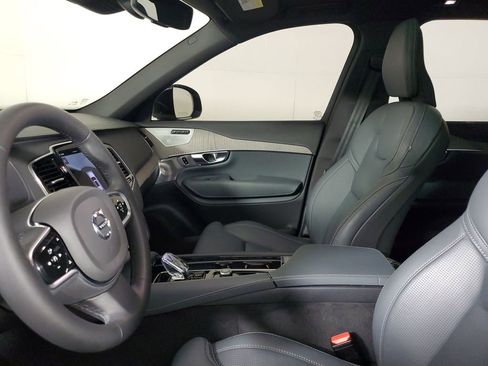 Certified 2023 Volvo XC90 T8 Ultimate w/ Protection Package Premier image 24