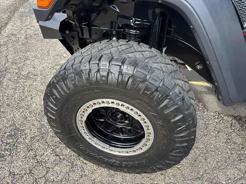 Used 2021 Jeep Wrangler Unlimited Rubicon AWD/4WD image 40