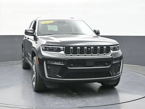 Used 2026 Jeep Grand Cherokee Limited w/ Luxury Tech Group II AWD/4WD image 21