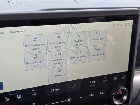 Used 2026 Lexus GX 550 w/ Accessory Package (2T) AWD/4WD image 15