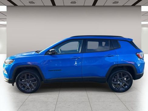 New 2026 Jeep Compass Latitude image 7