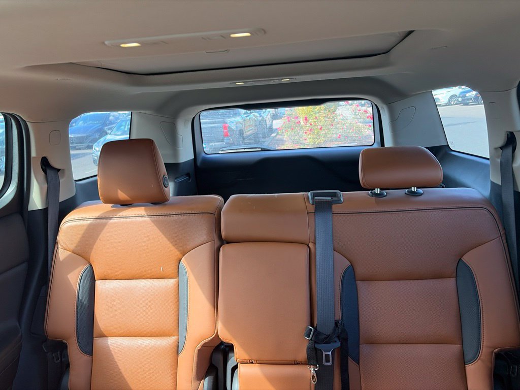 Used 2017 GMC Acadia SLT AWD/4WD image 11