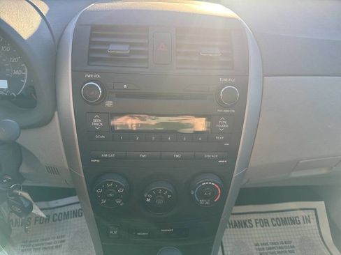 Used 2010 Toyota Corolla LE image 14