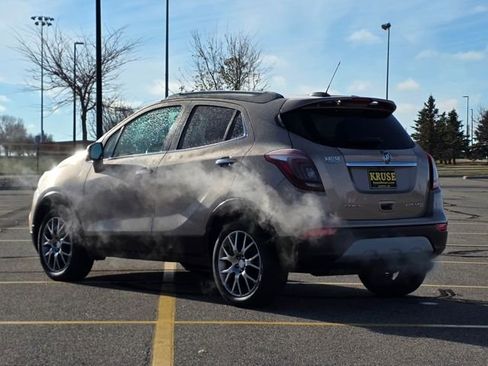 Used 2018 Buick Encore Sport Touring image 31