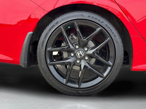 Certified 2025 Honda Civic Sport image 9