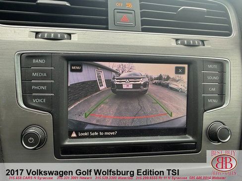 Used 2017 Volkswagen Golf SE image 20