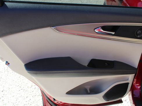 Used 2016 Lincoln MKX Reserve w/ Technology Package image 21