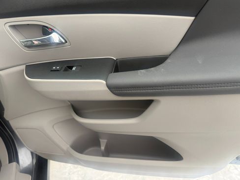 Used 2016 Honda Odyssey EX-L image 17