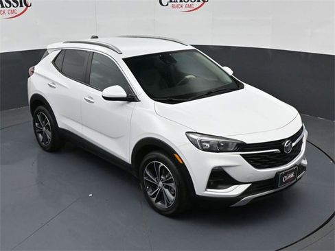 Used 2022 Buick Encore GX Select image 13