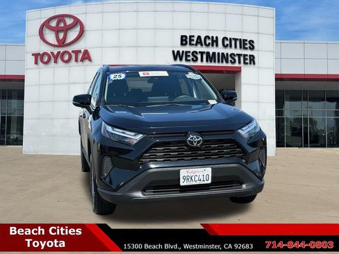Certified 2025 Toyota RAV4 XLE FWD image 3