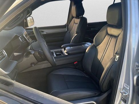 New 2026 Jeep Grand Wagoneer L Limited AWD/4WD image 21