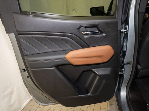 Used 2024 GMC Canyon AT4 w/ AT4 Premium Package image 10