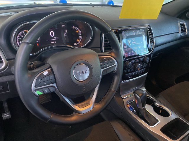 Used 2021 Jeep Grand Cherokee Laredo X AWD/4WD image 19