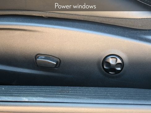 Used 2021 Dodge Challenger R/T Scat Pack image 18