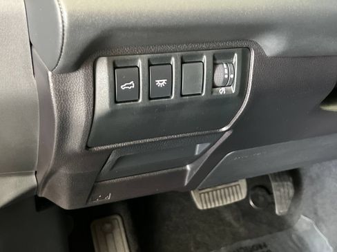 Used 2024 Subaru Ascent Limited w/ Technology Package AWD/4WD image 37