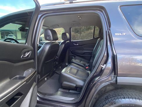 Used 2017 GMC Acadia SLT image 49