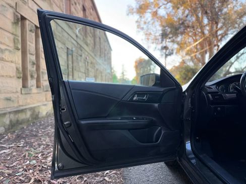 Used 2014 Honda Accord Sport image 6