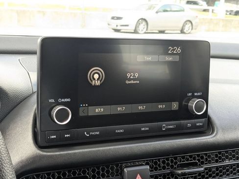 Used 2025 Honda HR-V LX image 18