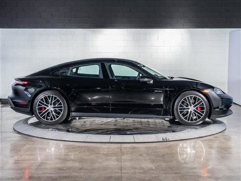 Certified 2025 Porsche Taycan 4S image 8