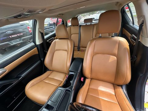 Used 2015 Lexus CT 200h image 17