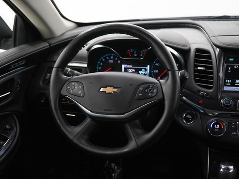 Used 2016 Chevrolet Impala LTZ w/ Enhanced Convenience Package FWD image 14
