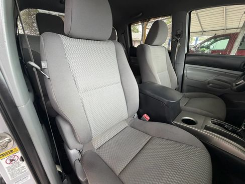 Used 2012 Toyota Tacoma 4x4 Double Cab w/ SR5 Pkg image 18