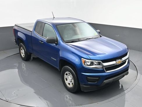 Used 2019 Chevrolet Colorado W/T w/ WT Convenience Package AWD/4WD image 17
