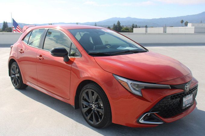 Certified 2026 Toyota Corolla XSE FWD image 2