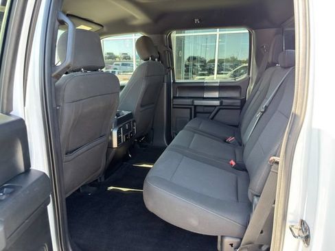 Used 2018 Ford F150 XLT w/ Equipment Group 302A Luxury AWD/4WD image 13