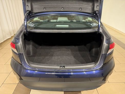 Certified 2024 Toyota Corolla LE image 10