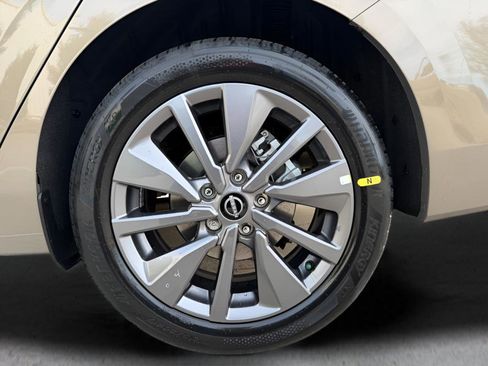 New 2026 Nissan Sentra SL w/ Floor Mat Package FWD image 28