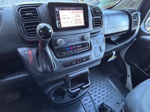 Used 2025 RAM ProMaster 3500 w/ Convenience Group image 16