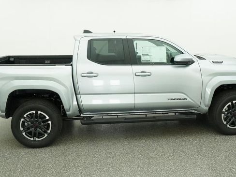 New 2026 Toyota Tacoma TRD Sport AWD/4WD image 11